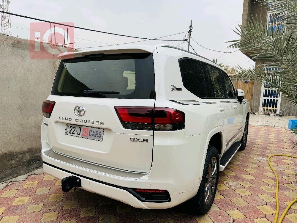 تويوتا لاندكروزر